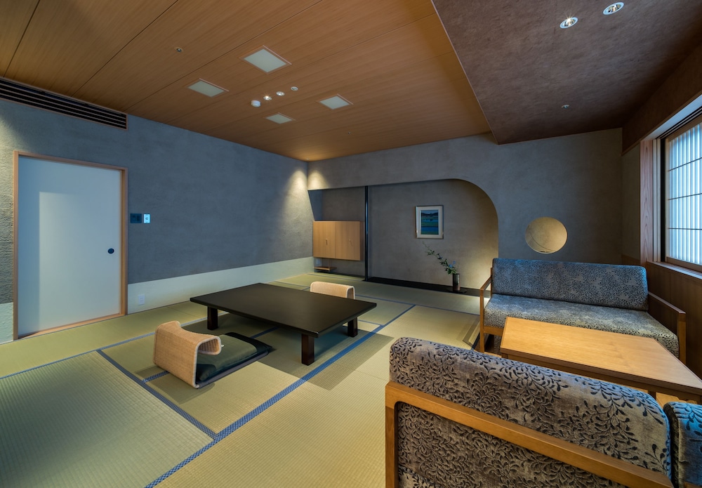 Nishimuraya Hotel Shogetsutei 24/27