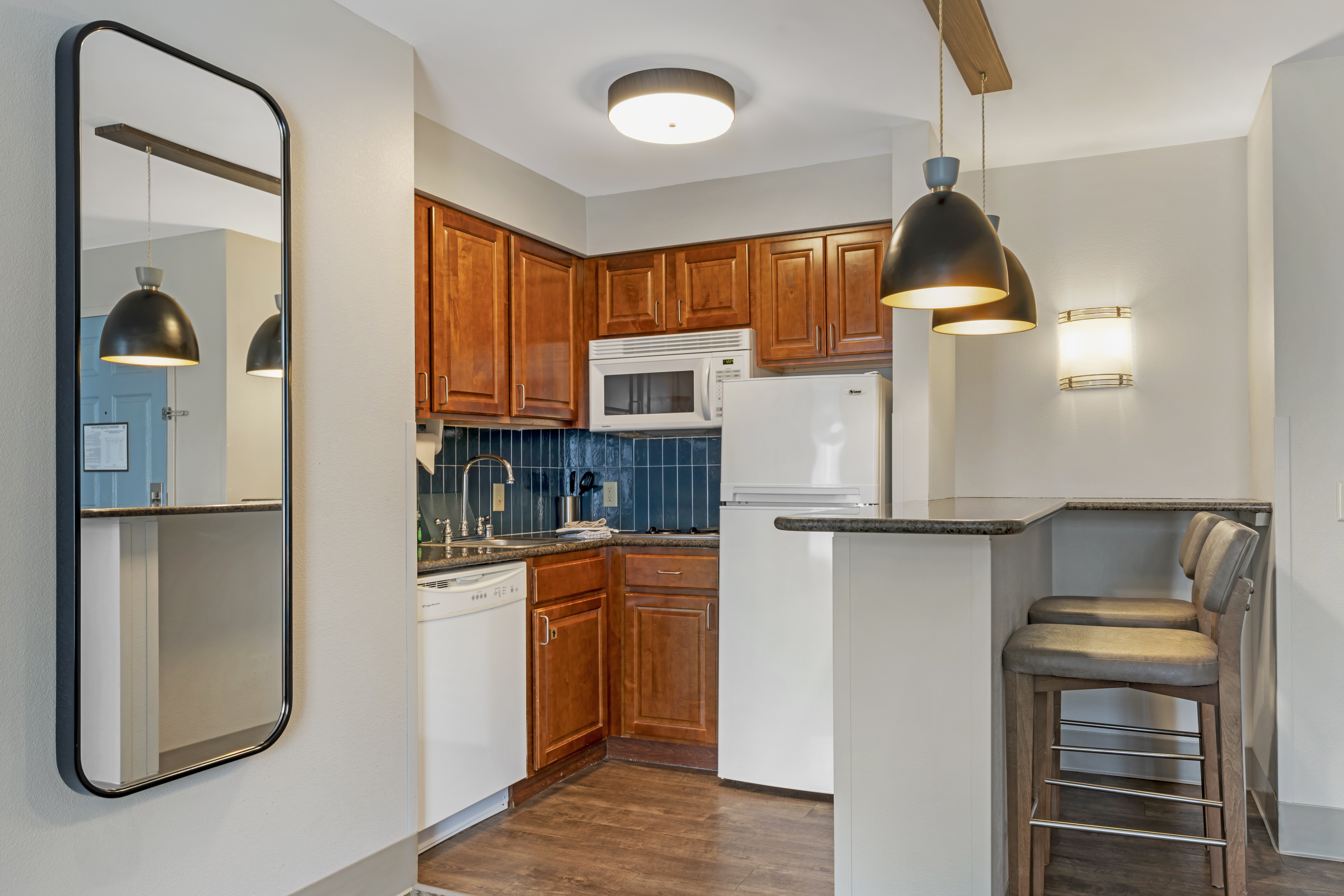 Staybridge Suites Milwaukee West-Oconomowoc 53/73