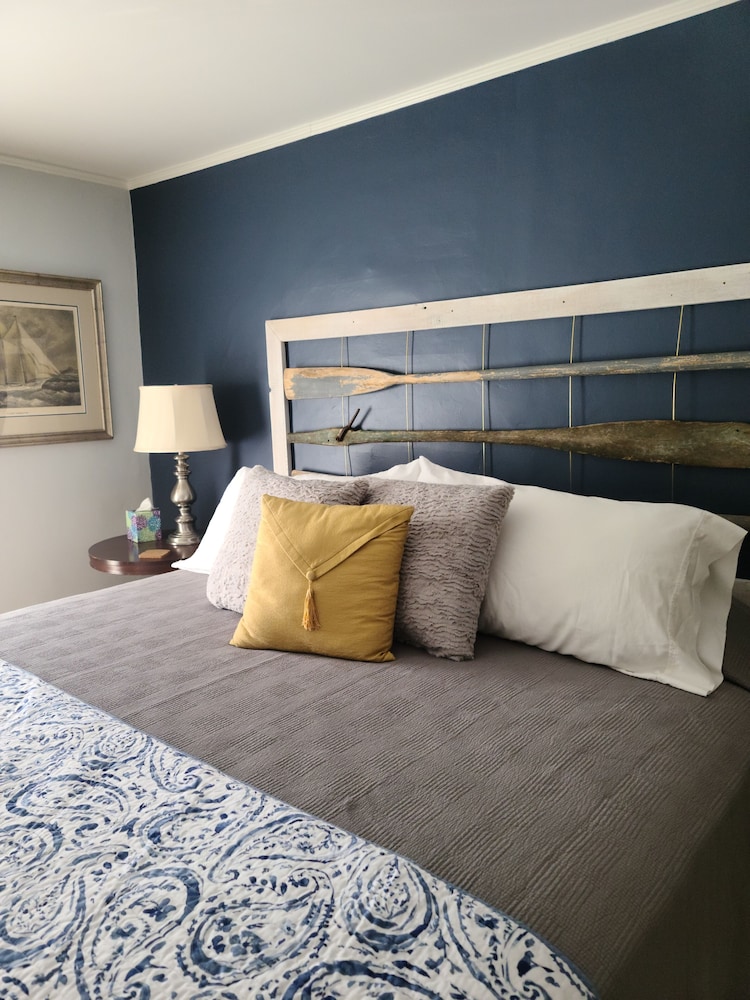Benjamin F Packard House Bed and Breakfast 13/47