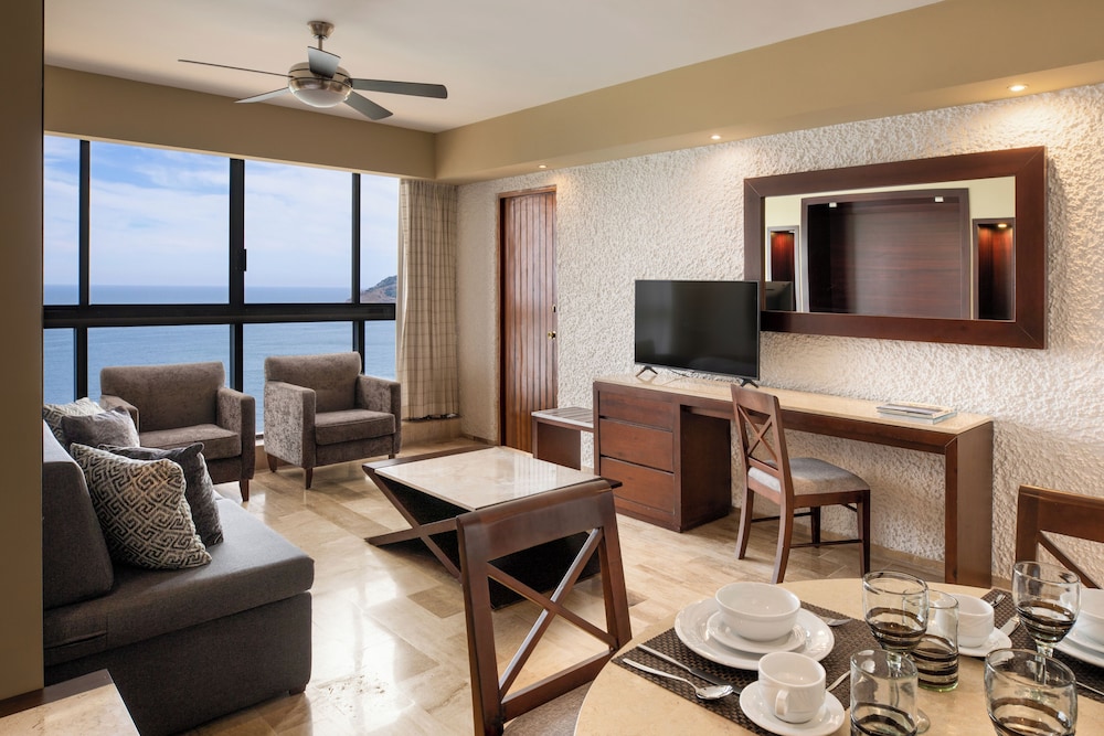 El Cid El Moro Beach Hotel 56/83