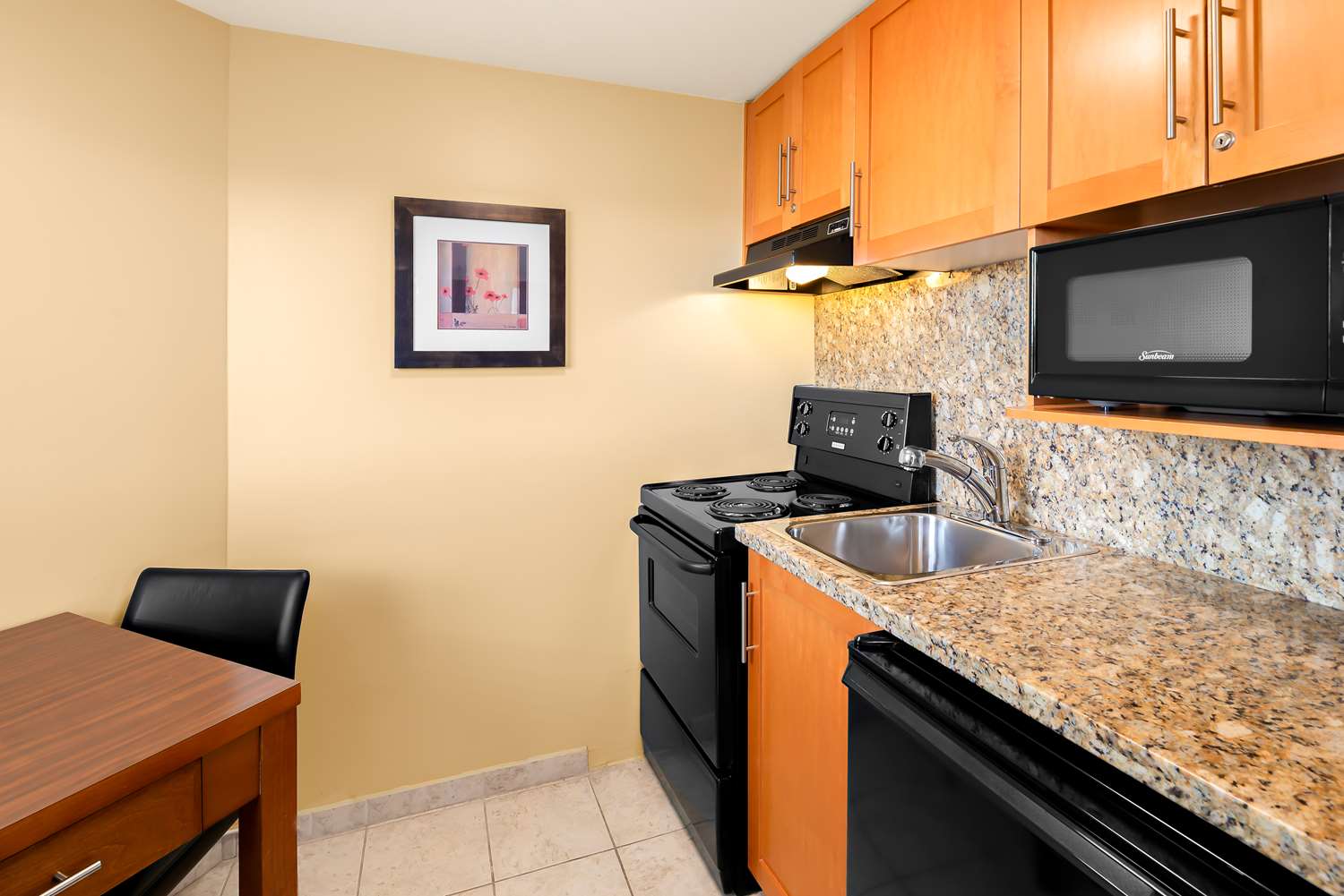 Best Western PLUS Inner Harbour Hotel 44/47