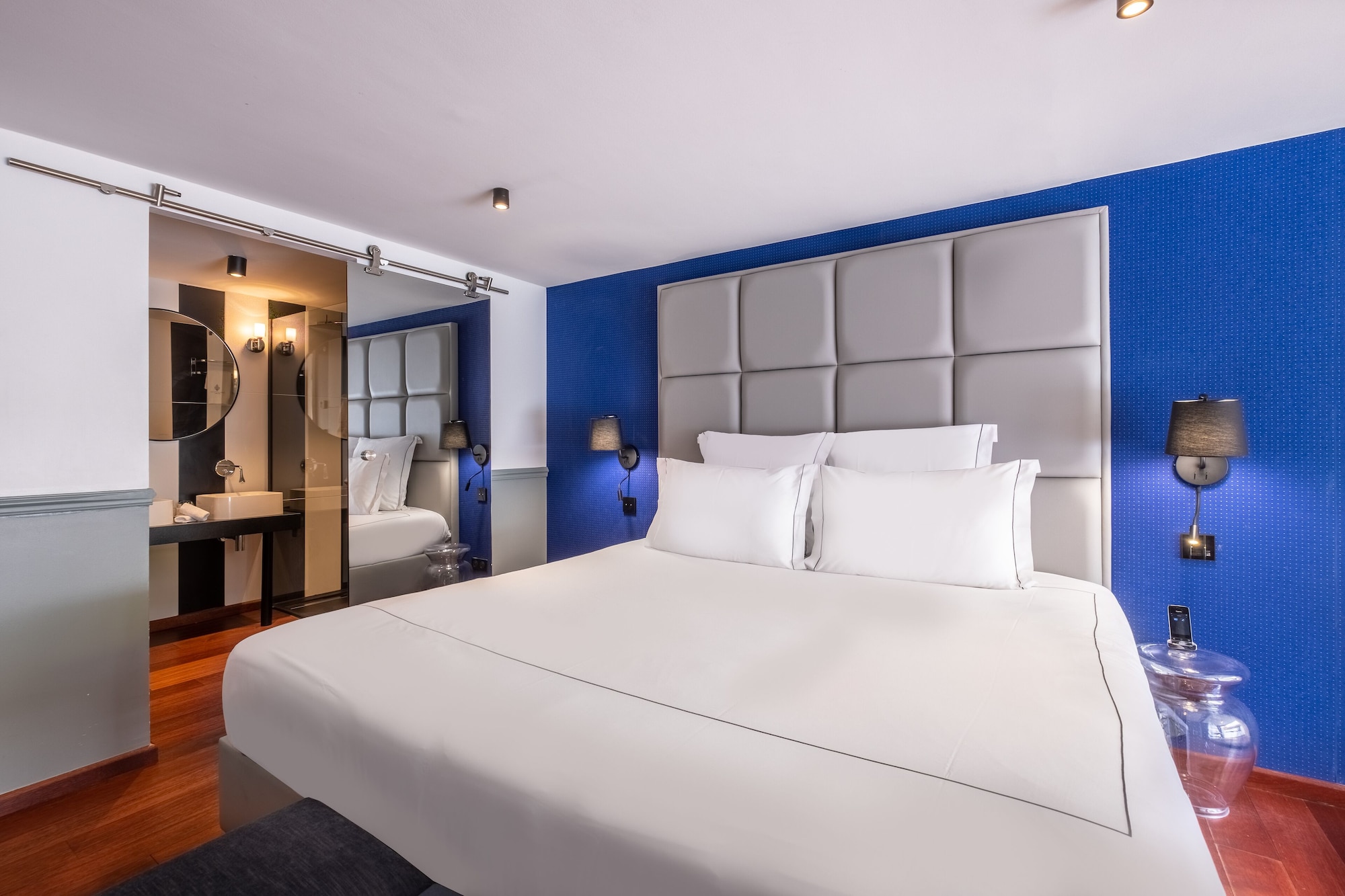 DELUXE, DOUBLE BED, GARDEN VIEW, TERRACE