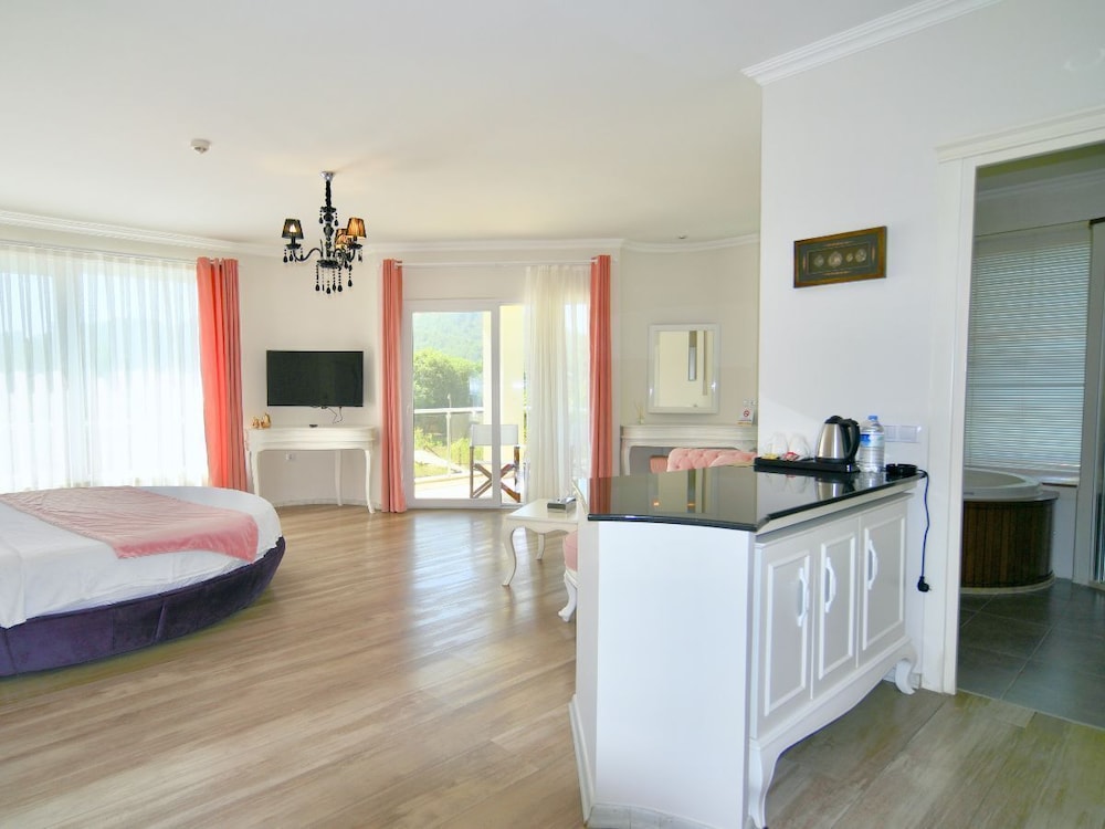 Gocek Naz Hotel 21/68
