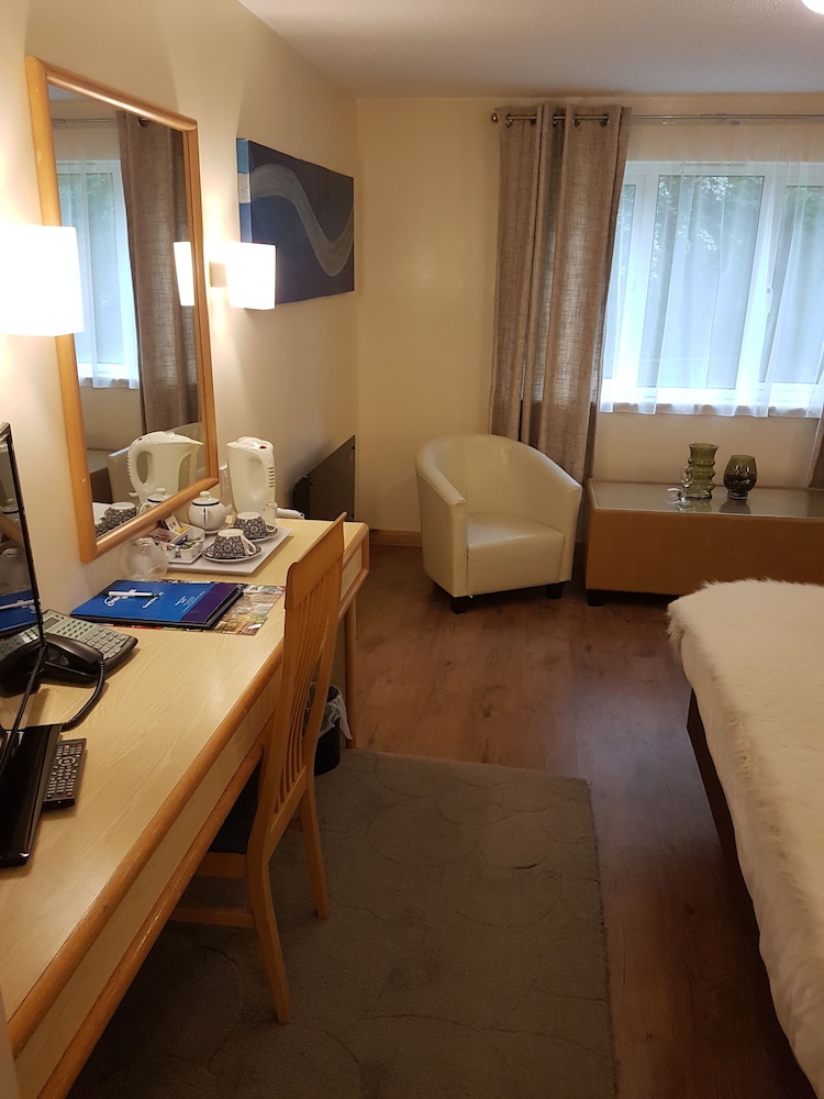 Travel Plaza Hotel 41/69