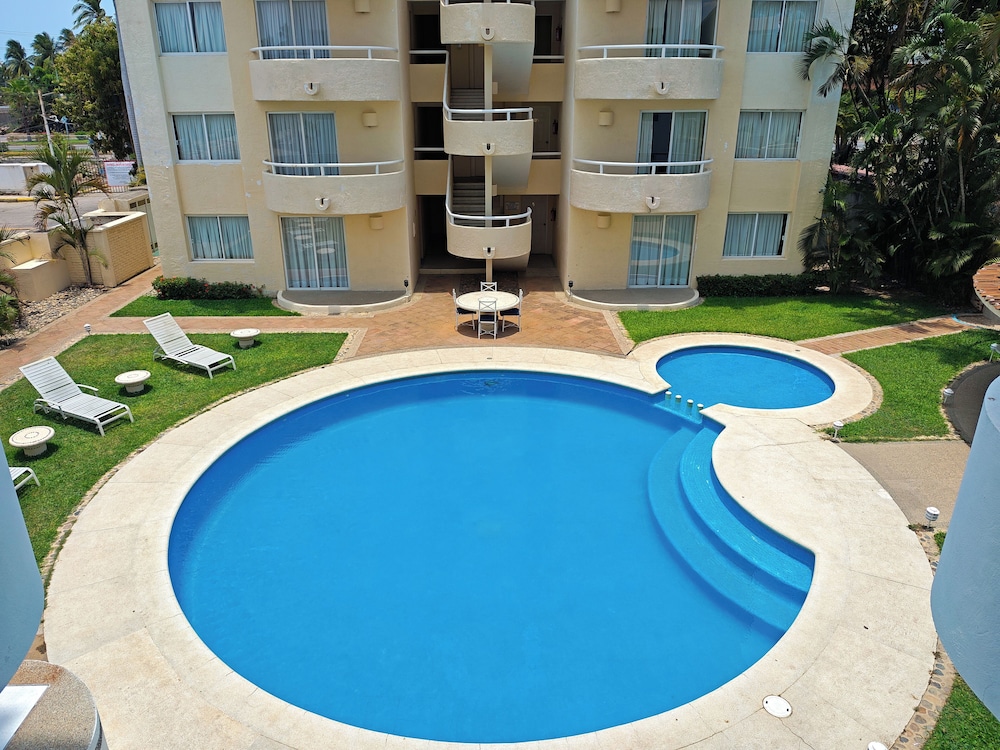 Villamar Princesa Suites 60/63
