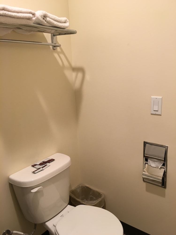 Lincoln Park Motel 11/50