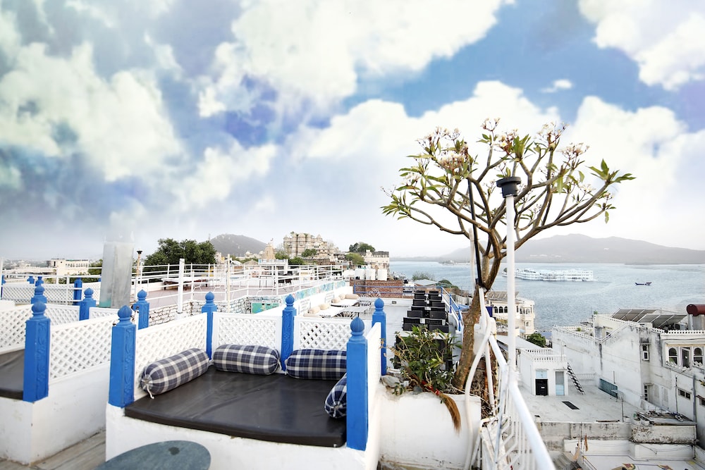The Lake View Hotel – On Lake Pichola 44/50