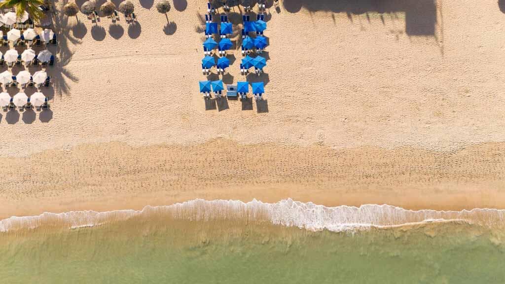Blue Chairs Beachfront Resort 53/60