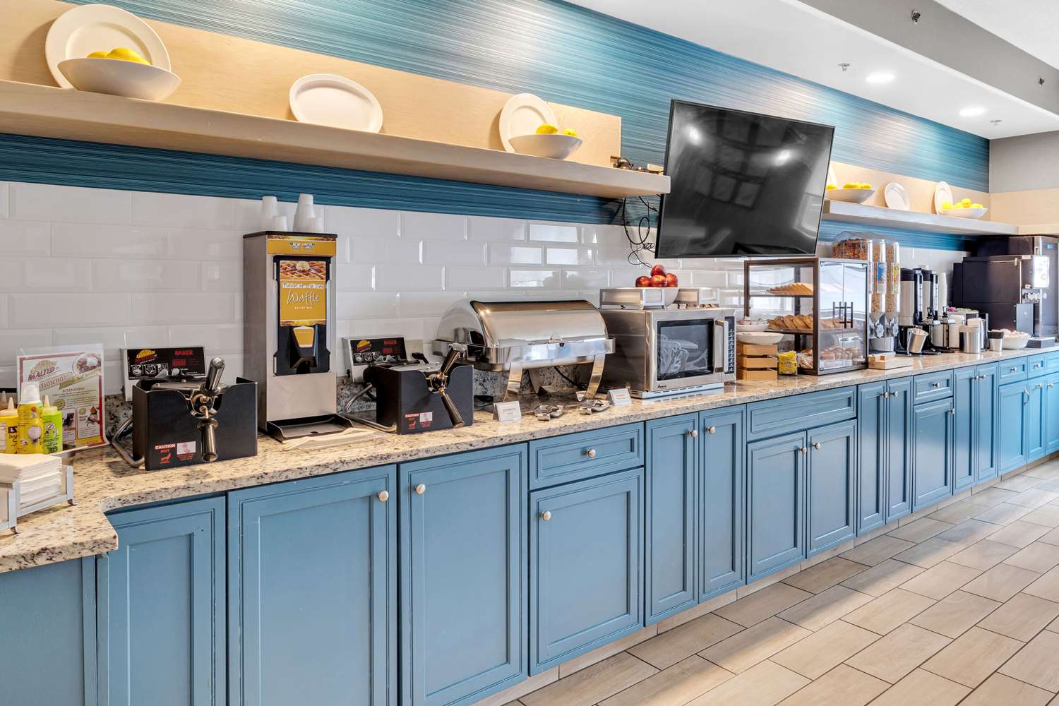 Country Inn & Suites by Radisson, Rehoboth Beach - Dewey 24/33