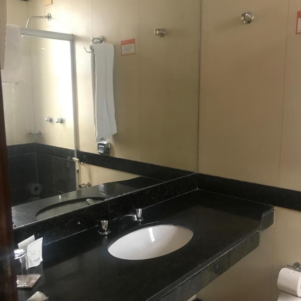 Boulevard Express Hotel 28/30