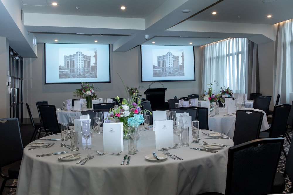 Distinction Dunedin Hotel 54/65