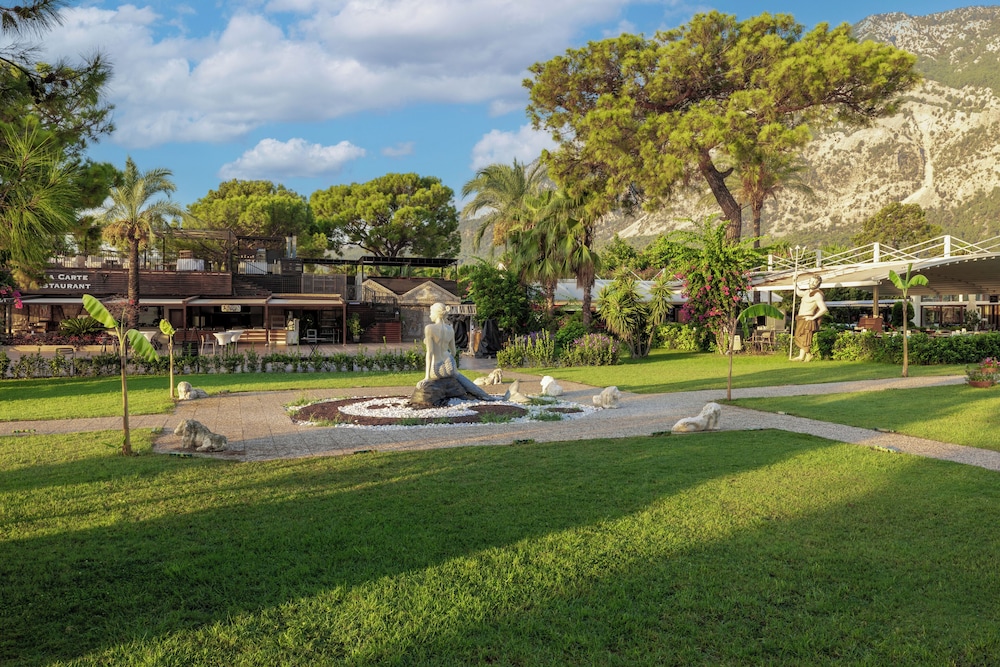 Club Hotel Belpinar 45/50
