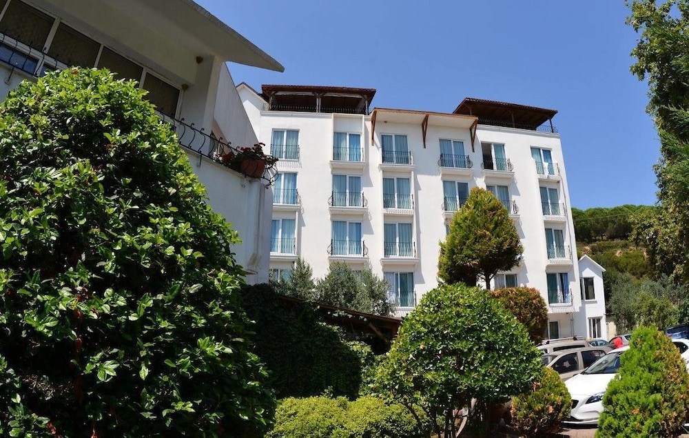 Tatlisu Kirtay Hotel 1/25