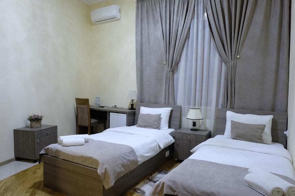 STANDARD, TWIN BEDS