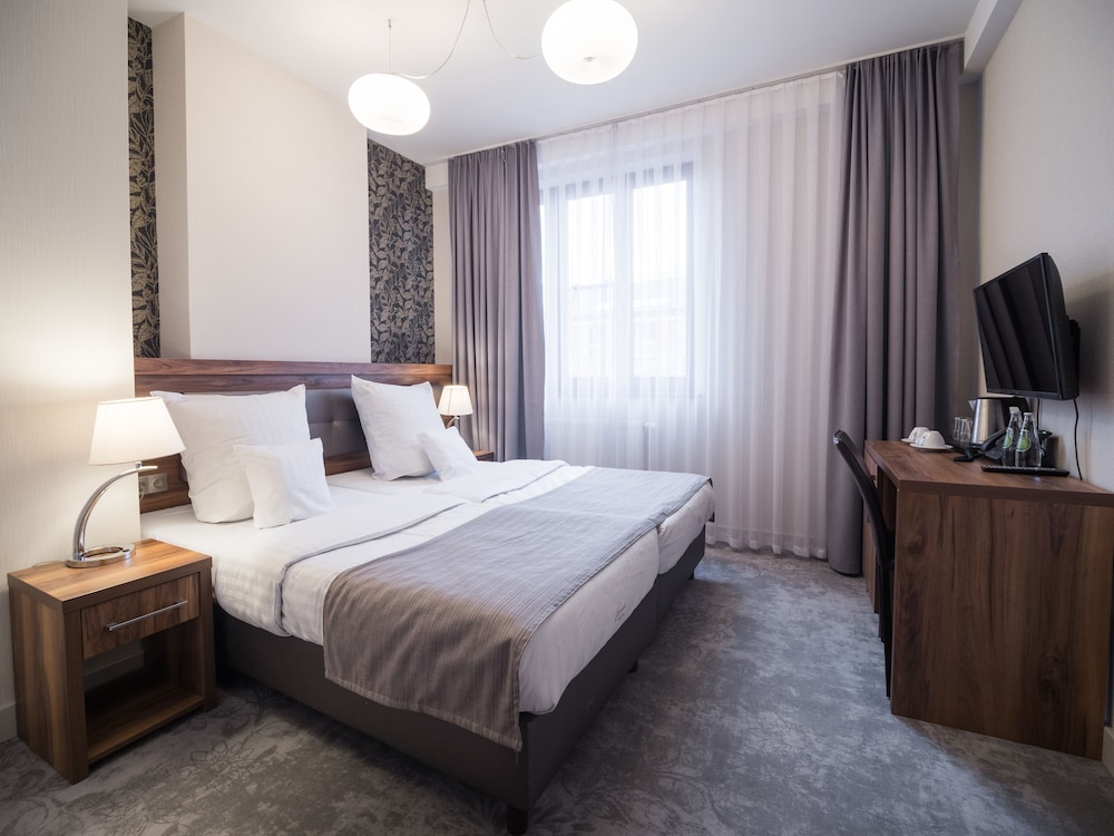 Hotel Miodowa 16/43