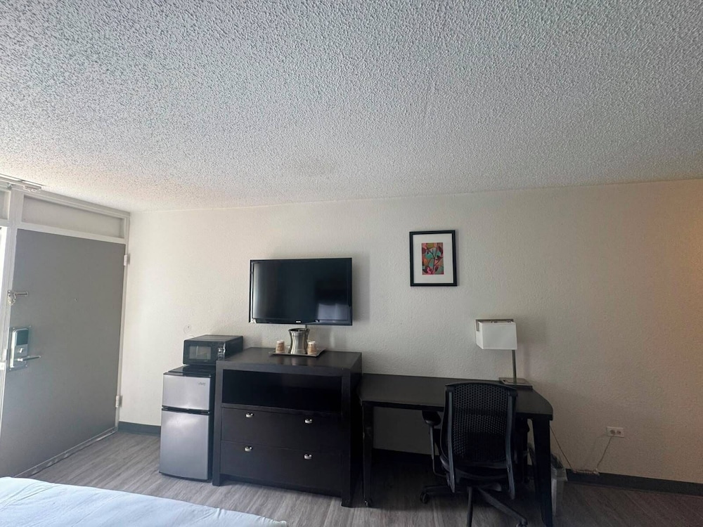Express Inn Suites 41/58
