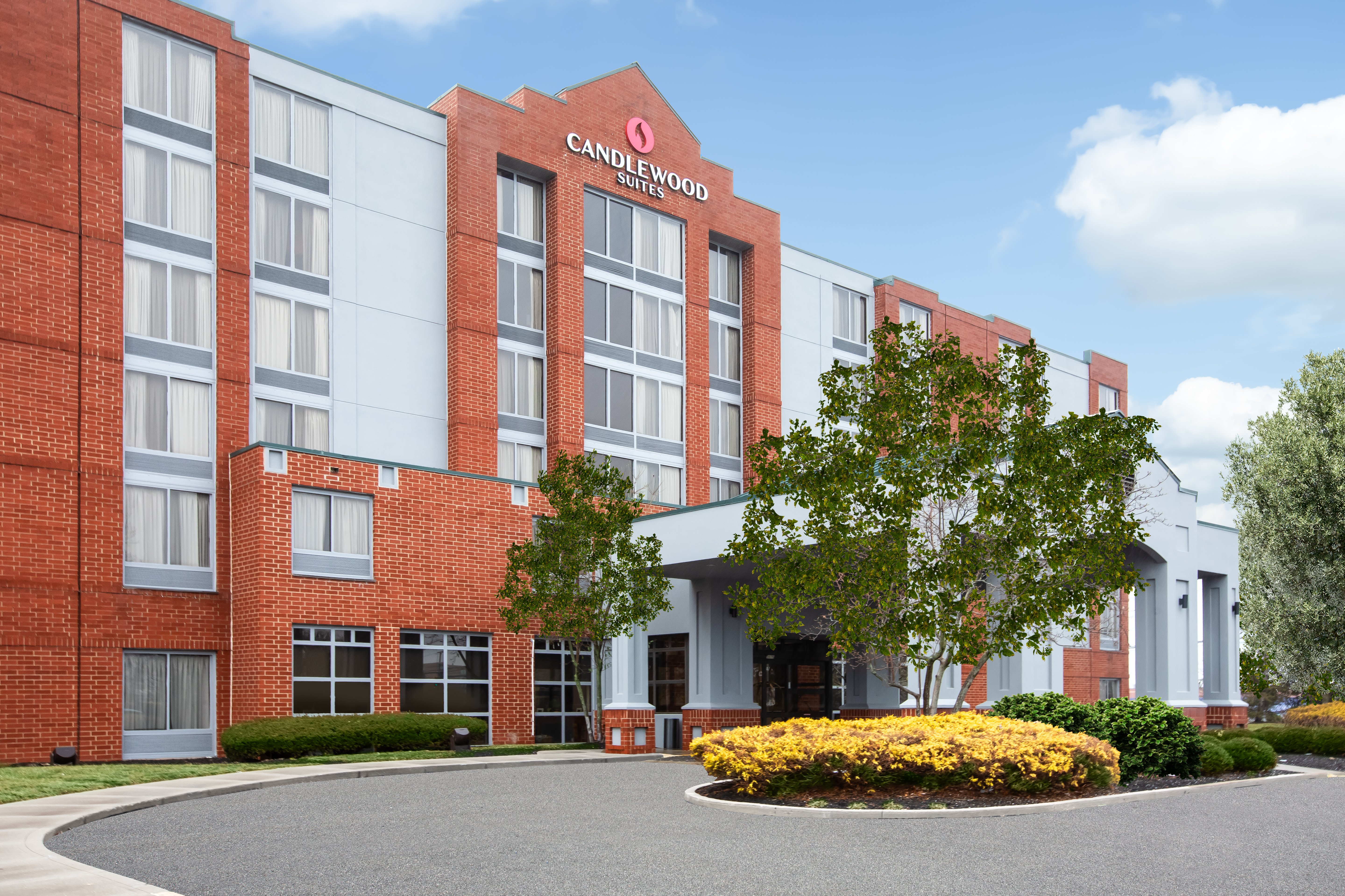 Candlewood Suites Cincinnati Northeast - Mason 66/71