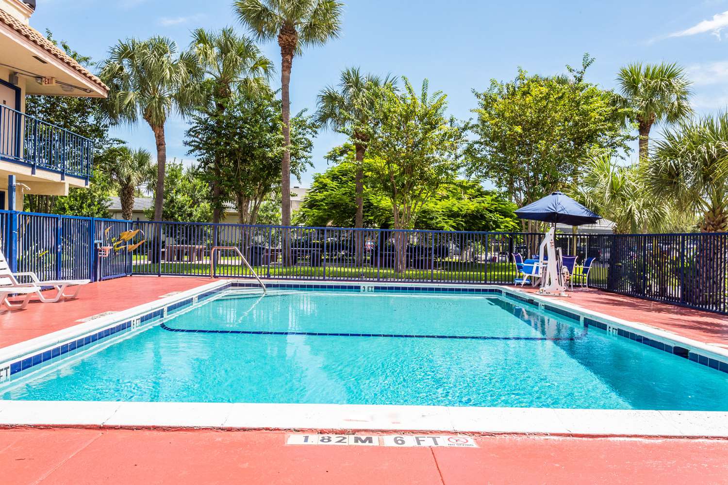 Motel6 Riviera Beach, FL 6/11