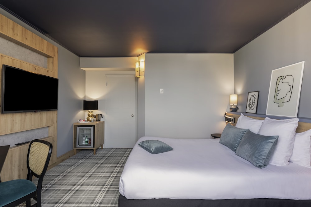 Mercure Lyon Est Villefontaine 31/64