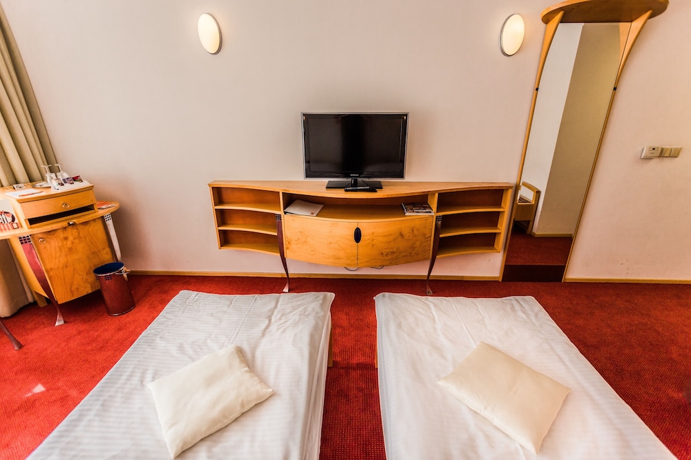Hotel SET 28/68