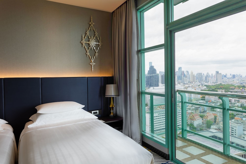 Room at Chatrium Hotel Riverside Bangkok, BANGKOK