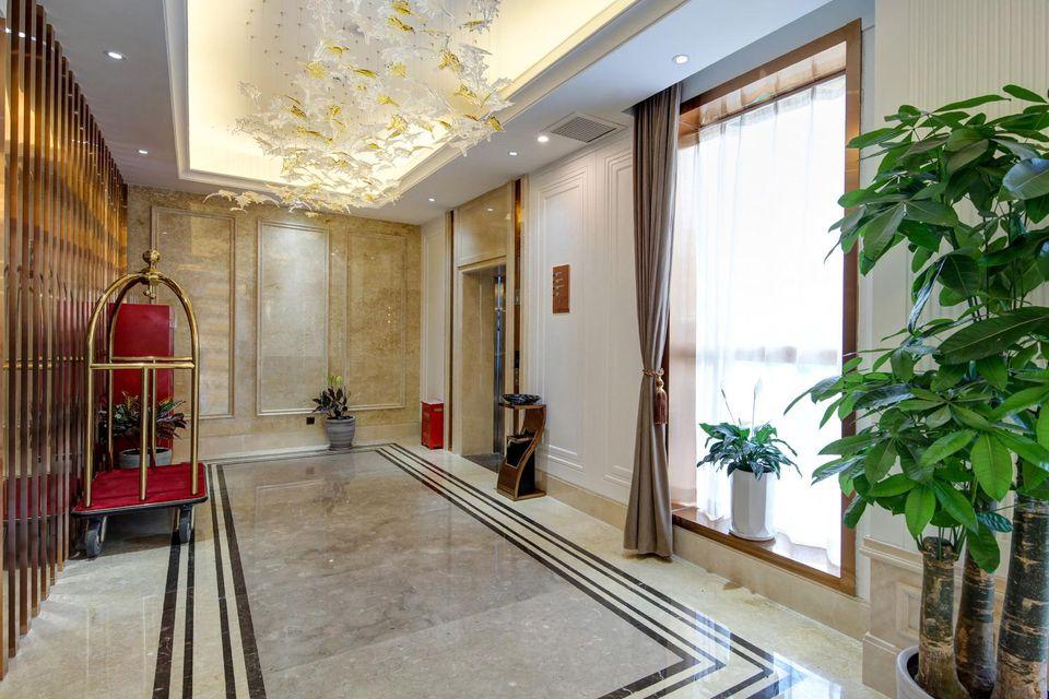Vienna Hotel (Xi'an Qujiang Datang never night city) 10/40