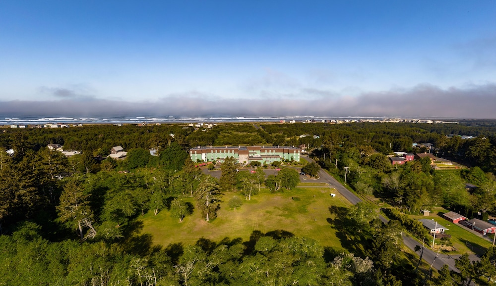 Chateau Westport Resort 51/63
