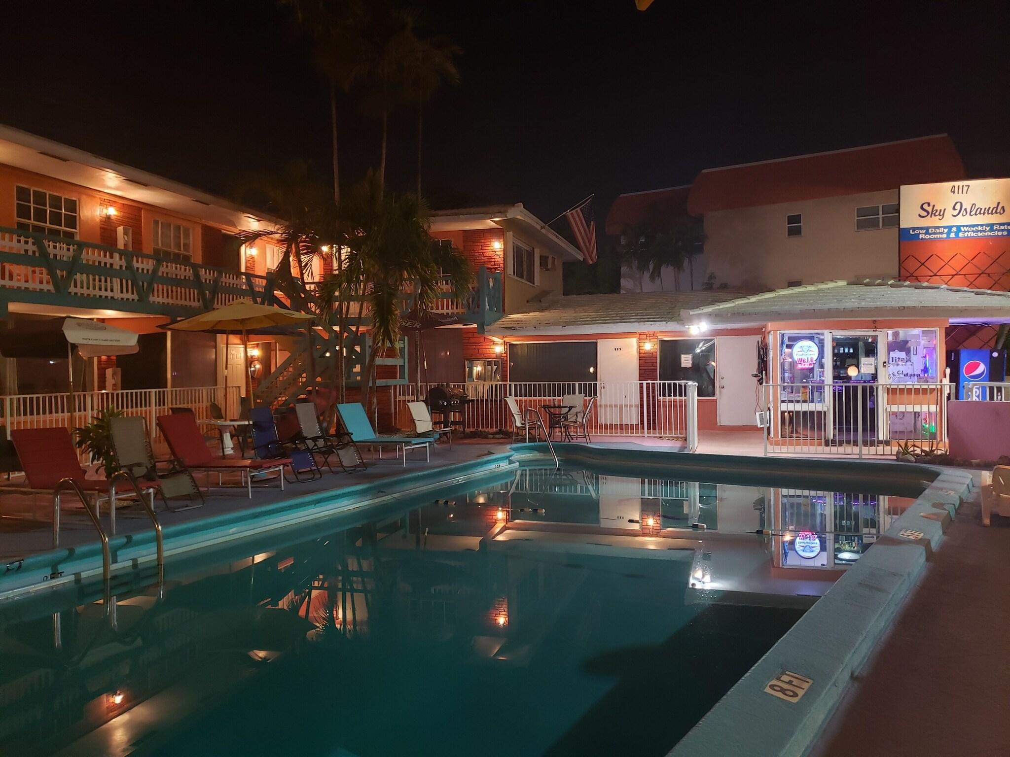 Sky Islands Hotel 15/16