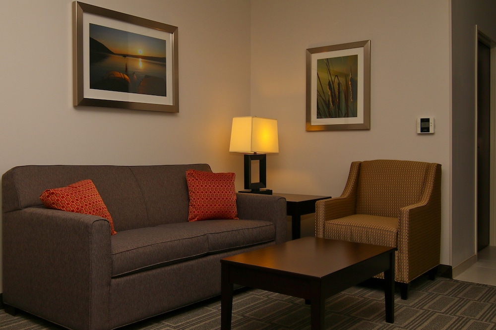 Best Western Plus The Hammondsport Hotel 33/51