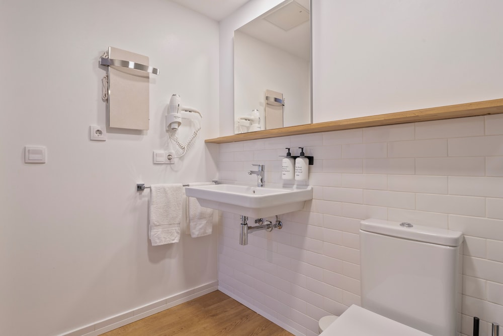 Colectia Hotel Ondarreta 35/38