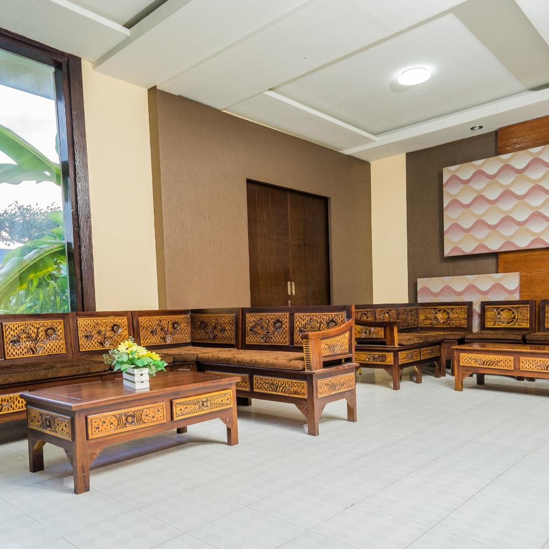 Hotel O Central Batu Near Jatim Park 3 Formerly Bunga Matahari Hotel 38/50