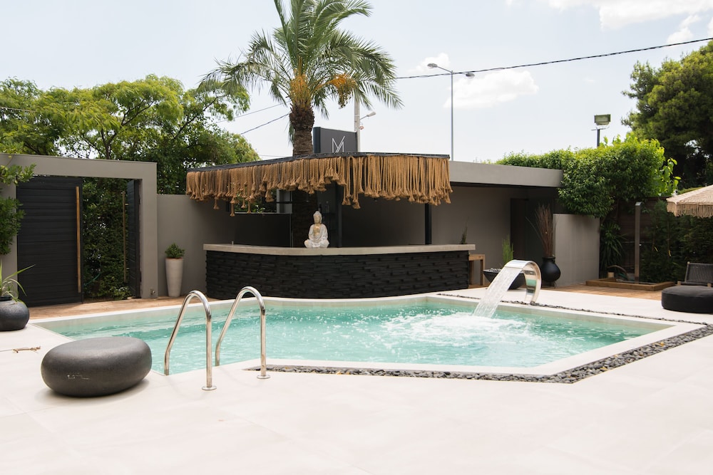 Mikelina Boutique Hotel 63/67