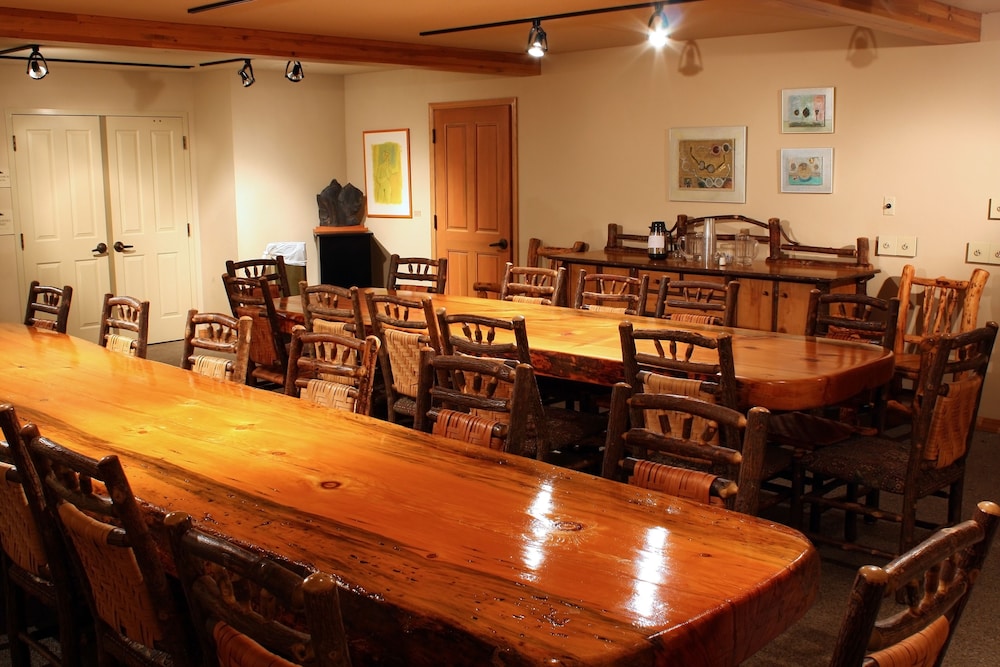 Mountain Lake Lodge 40/68