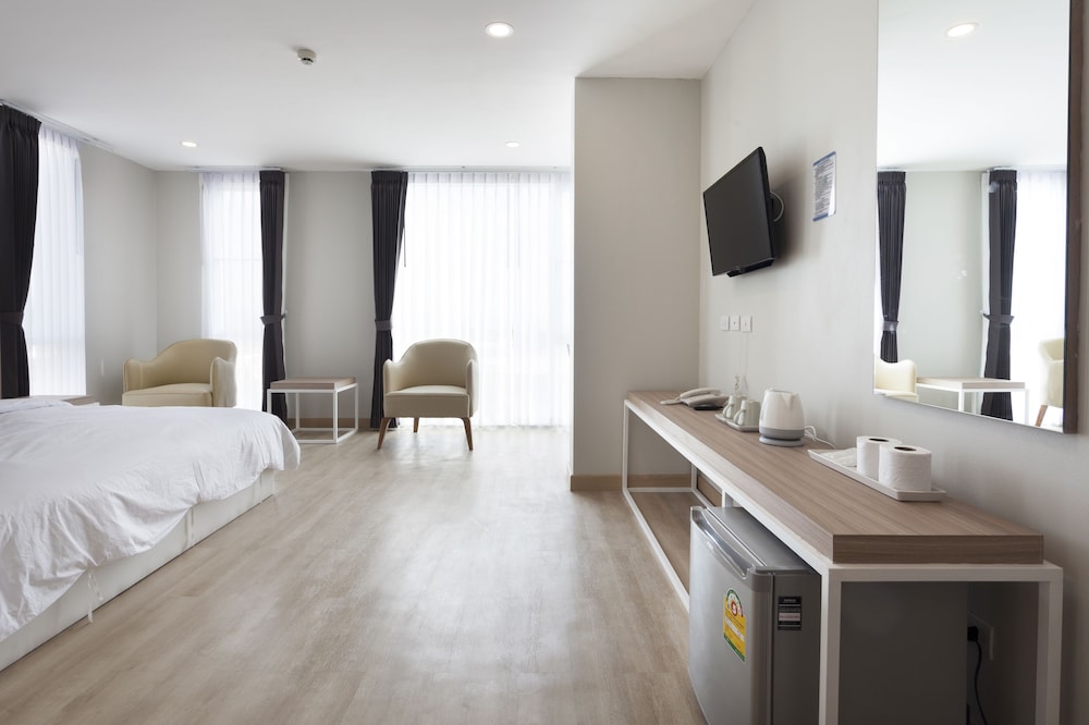 Easy Hotel 2 16/49