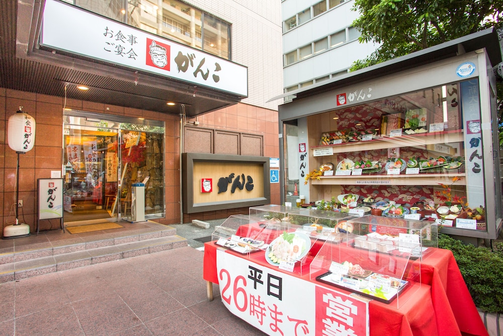 VIA INN SHIN-OSAKA WEST 8/42