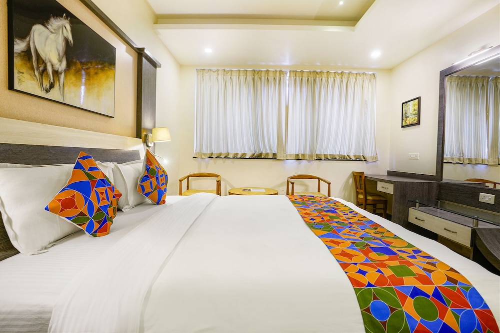 Prestige Hotel 30/50