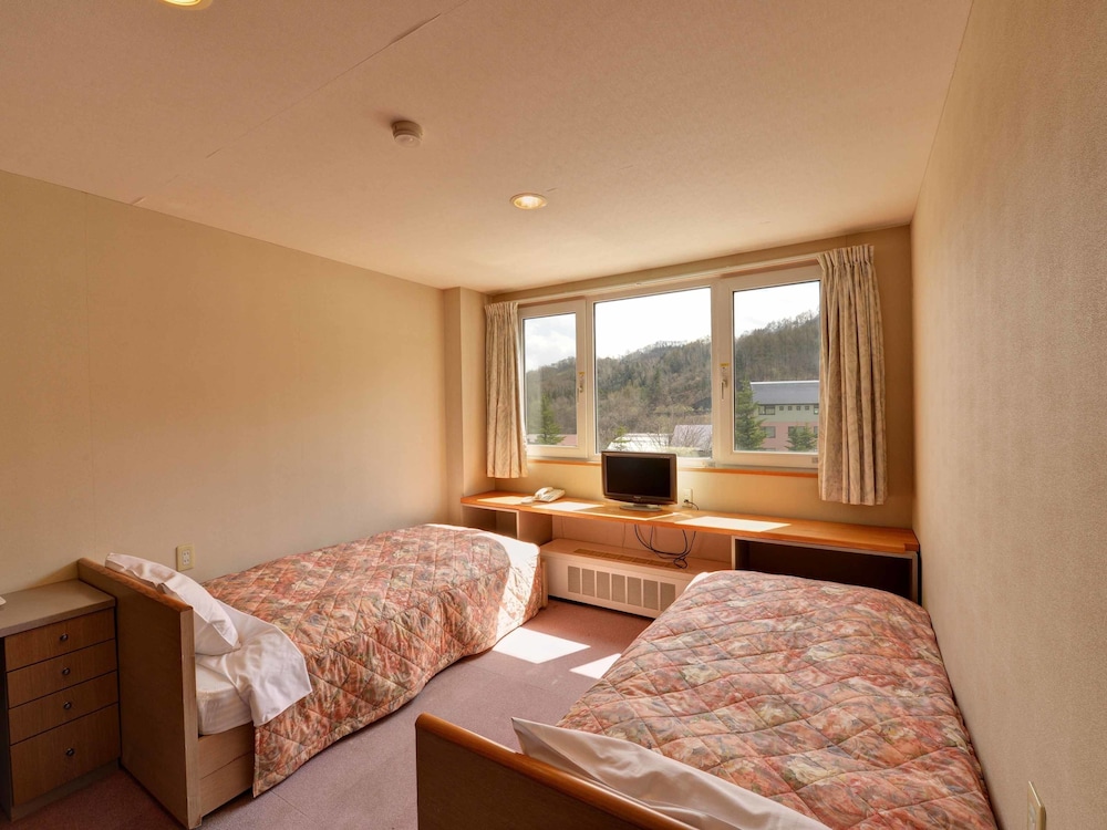 Oze Iwakura Resort Hotel 5/32