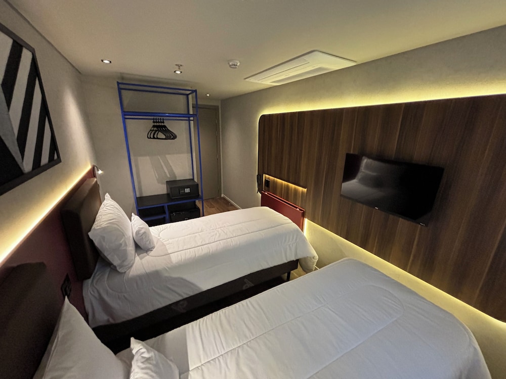 STANDARD, TWIN BEDS