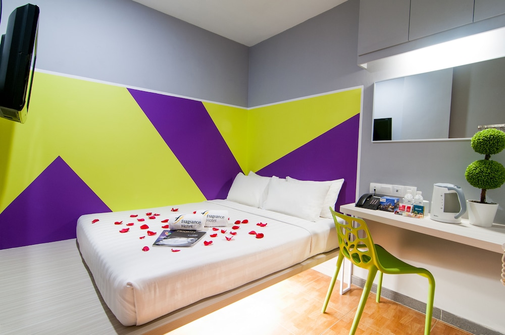 Fragrance Hotel - Rose 29/53