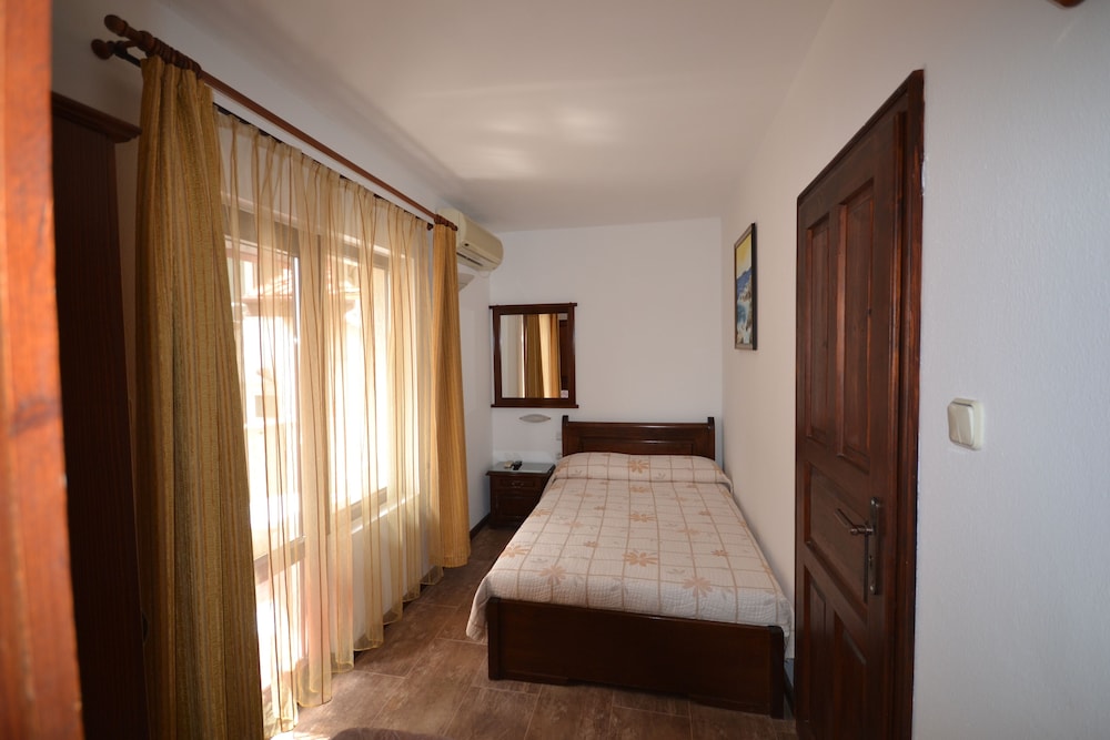 Hotel More 24/50