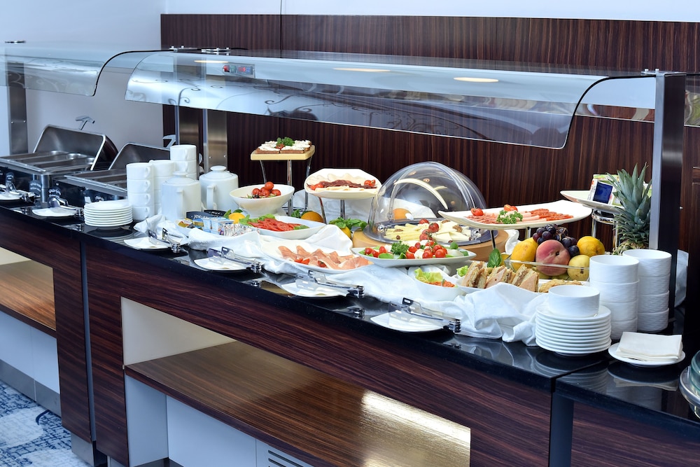 Ziya Hotel 30/67