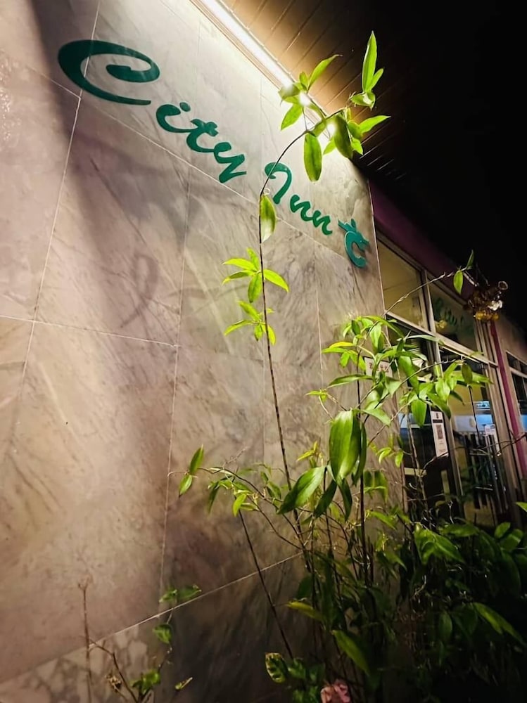 City Inn 23/26