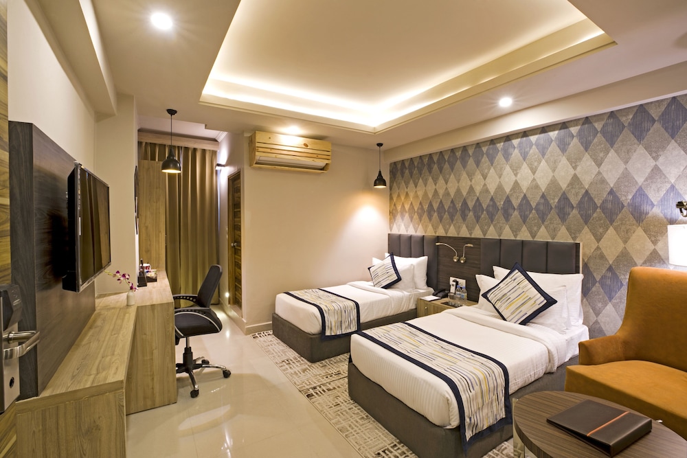 Regenta Central Noida 14/44