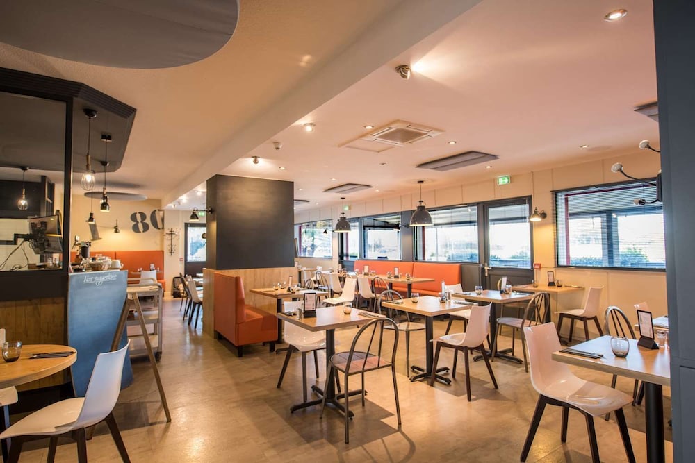 Brit Hotel Brasserie Du Cap 33/49