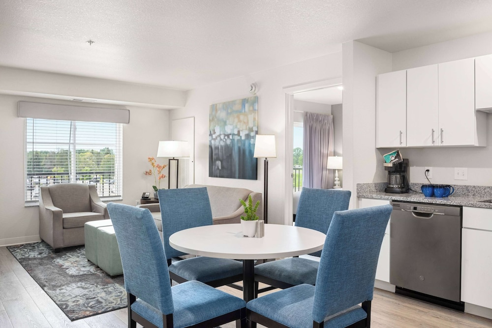 WaterWalk Extended Stay by Wyndham Minneapolis - Plymouth 46/62