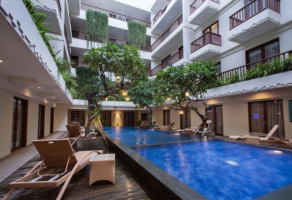 Sense Sunset Seminyak 53/57
