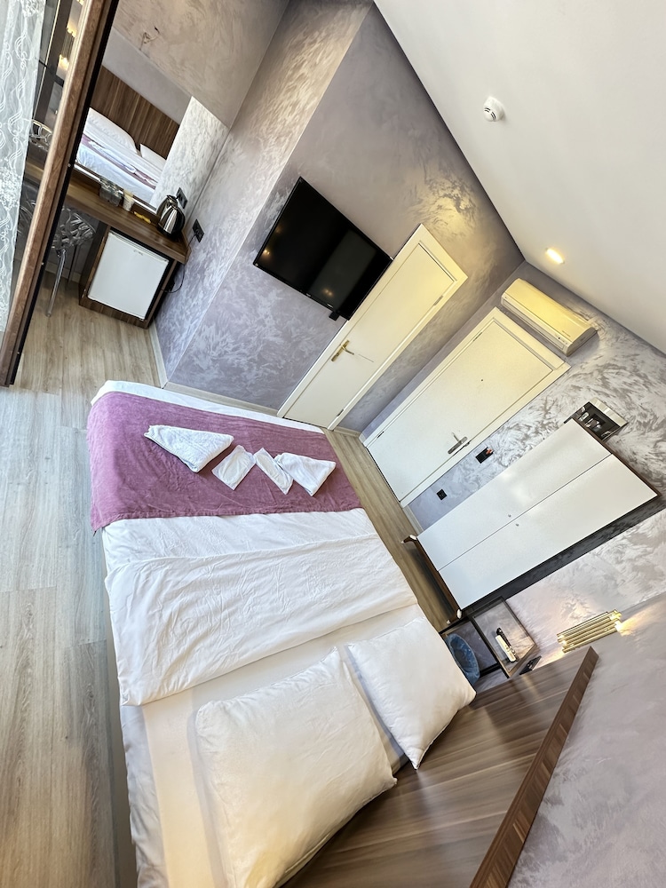 Montena Suite - Adults Only 16/50