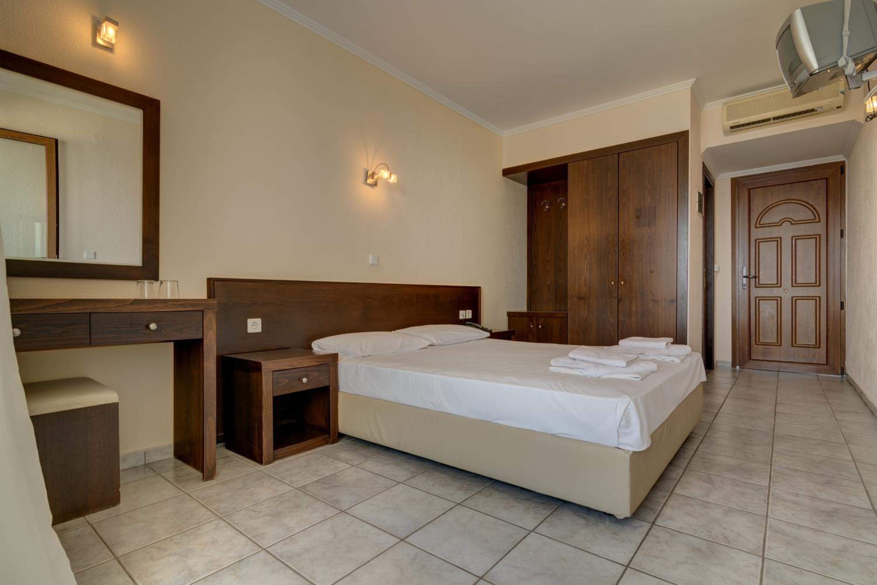 Room, Double Bed, Side Sea View