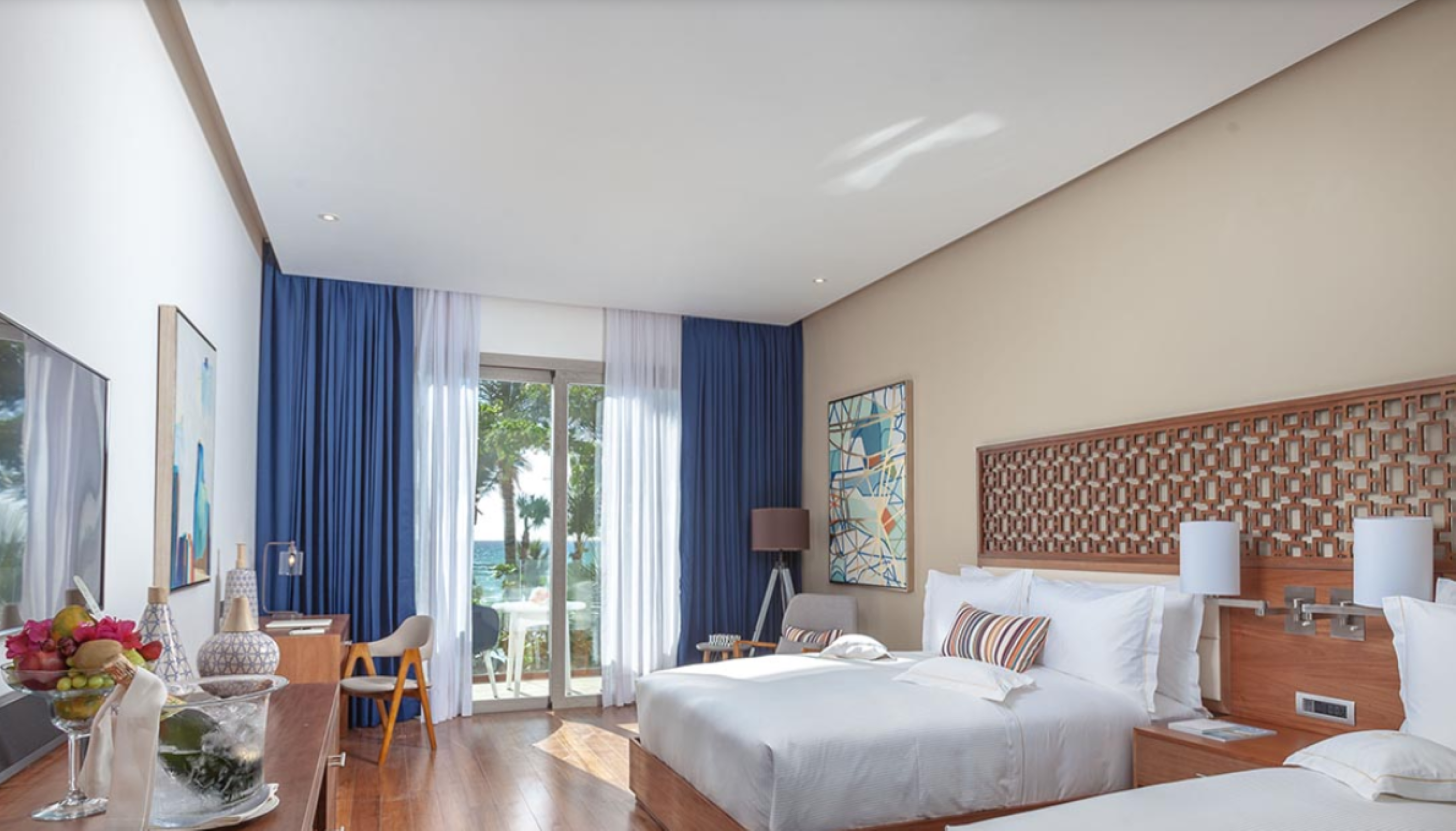 Deluxe Beachfront Room