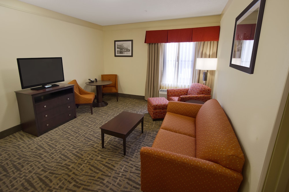 Best Western Plus Peoria 13/28